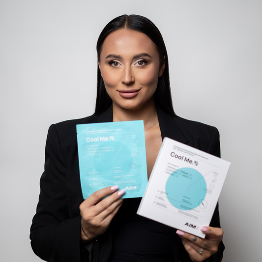 Greito poveikio intensyviai regeneruojanti ir drėkinanti lakštinė kaukė su vėsinančiu ir raminančiu poveikiu AIMX "Cool Me"