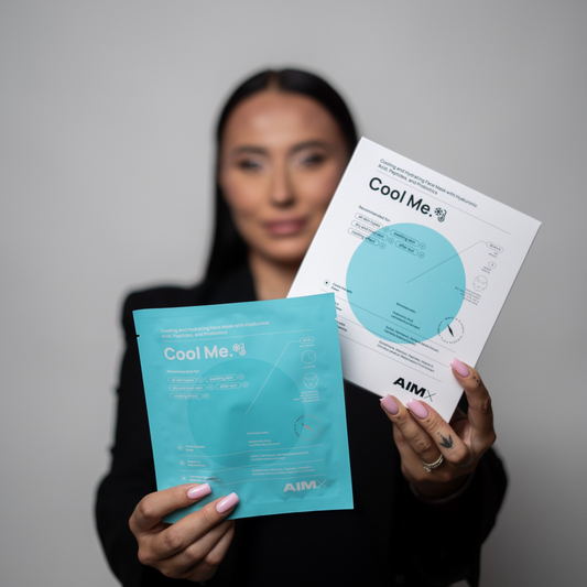 Greito poveikio intensyviai regeneruojanti ir drėkinanti lakštinė kaukė su vėsinančiu ir raminančiu poveikiu AIMX "Cool Me"
