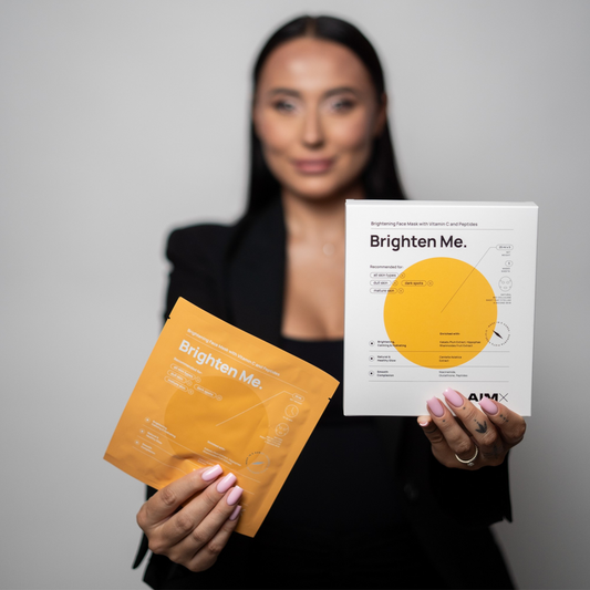 Greito poveikio skaistinanti lakštinė veido kaukė su vitaminu C AIMX „Brighten Me“