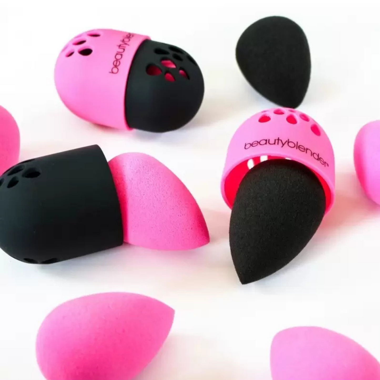 Makiažo kempinėlės dėklas Beautyblender
