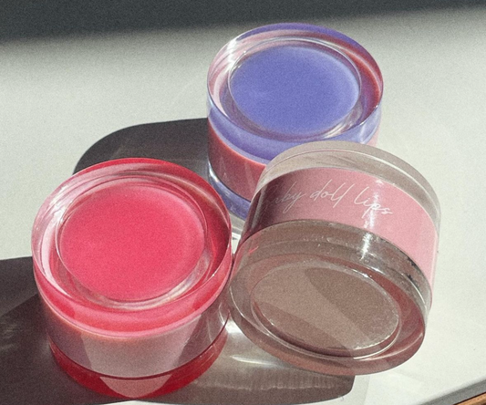 Lūpų šveitiklis ir balzamas