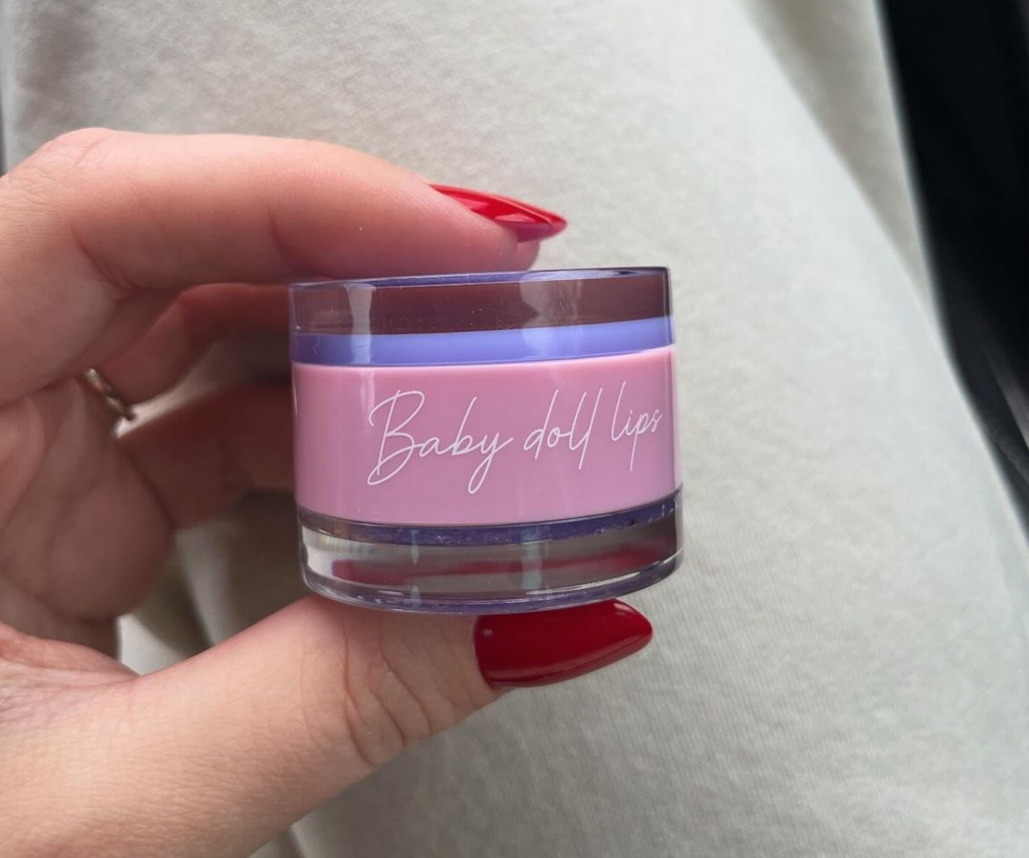 Lūpų šveitiklis ir balzamas