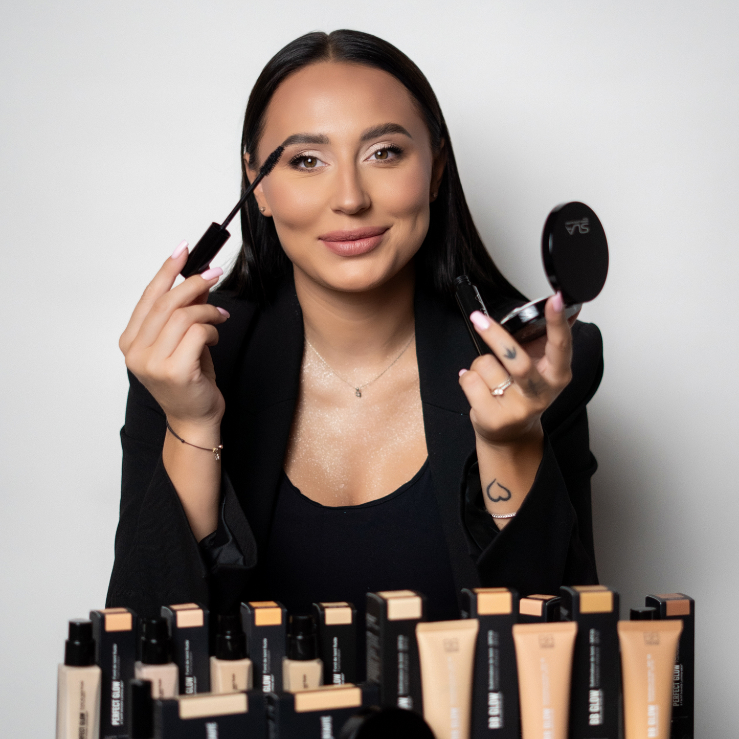 Blakstienų tušas OVERSIZE