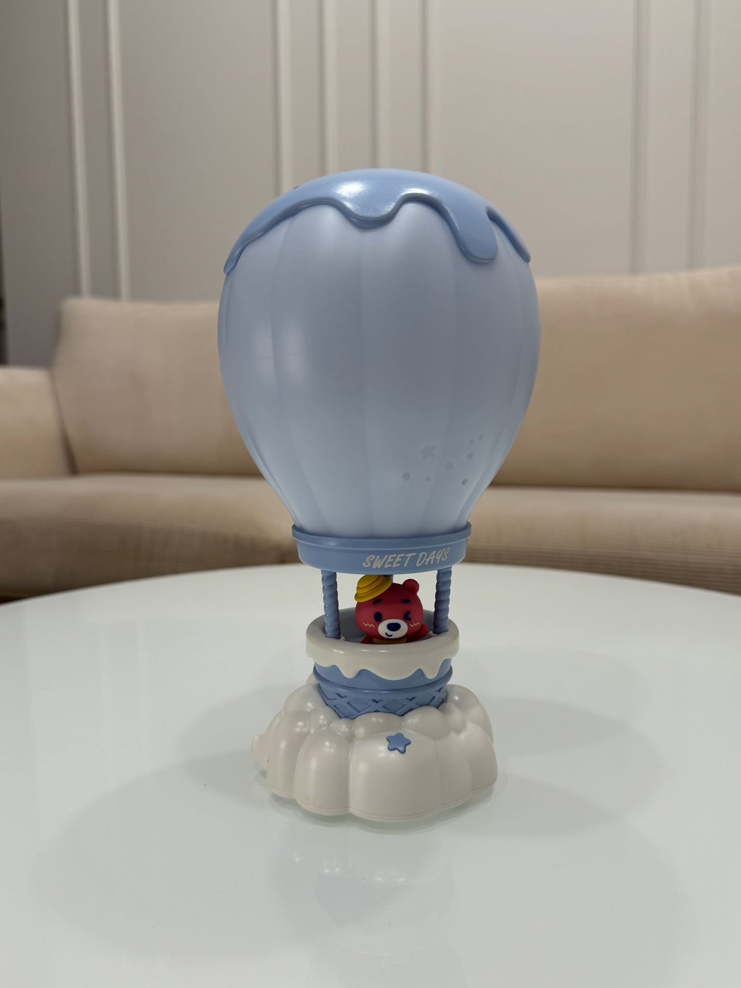 Šviečiantys oro balionai