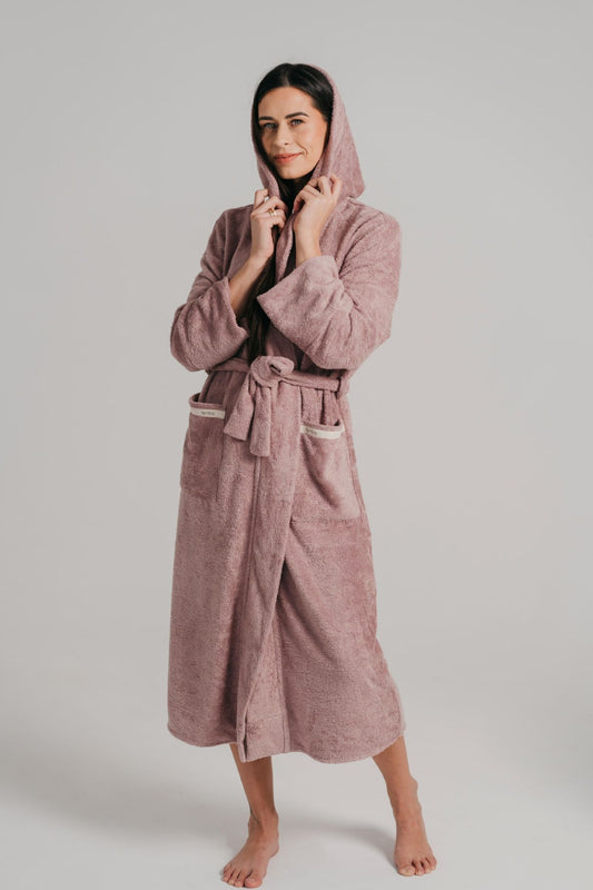 Moteriškas chalatas